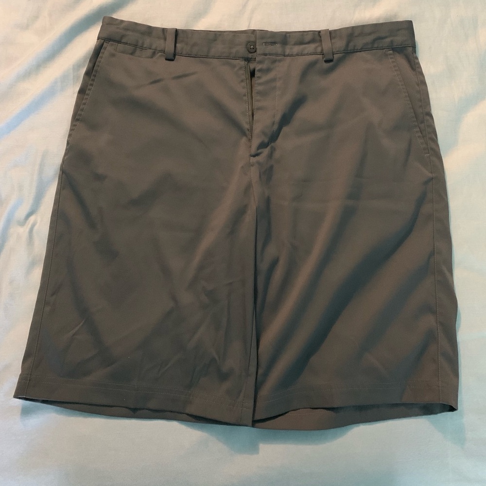 Men’s Nike golf shorts gray in color